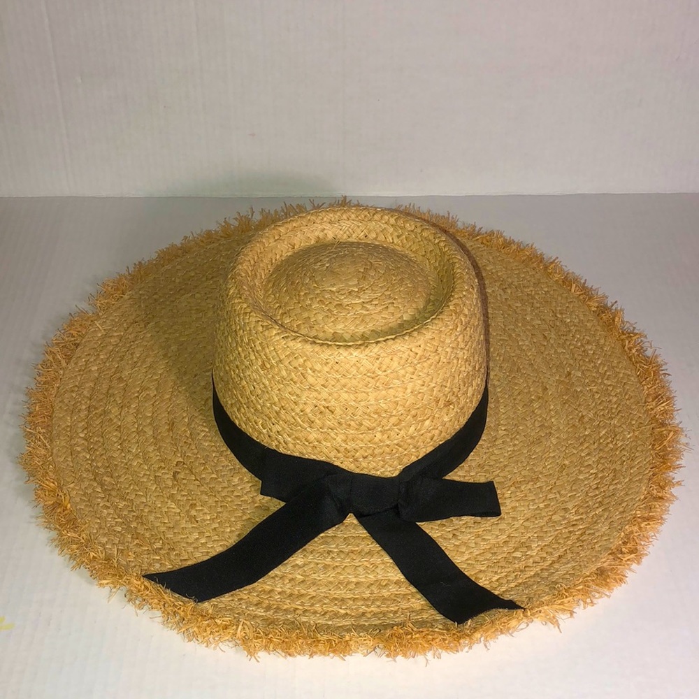 Wide Brim Straw Hat/Sun Hat w/Black Ribbon Band